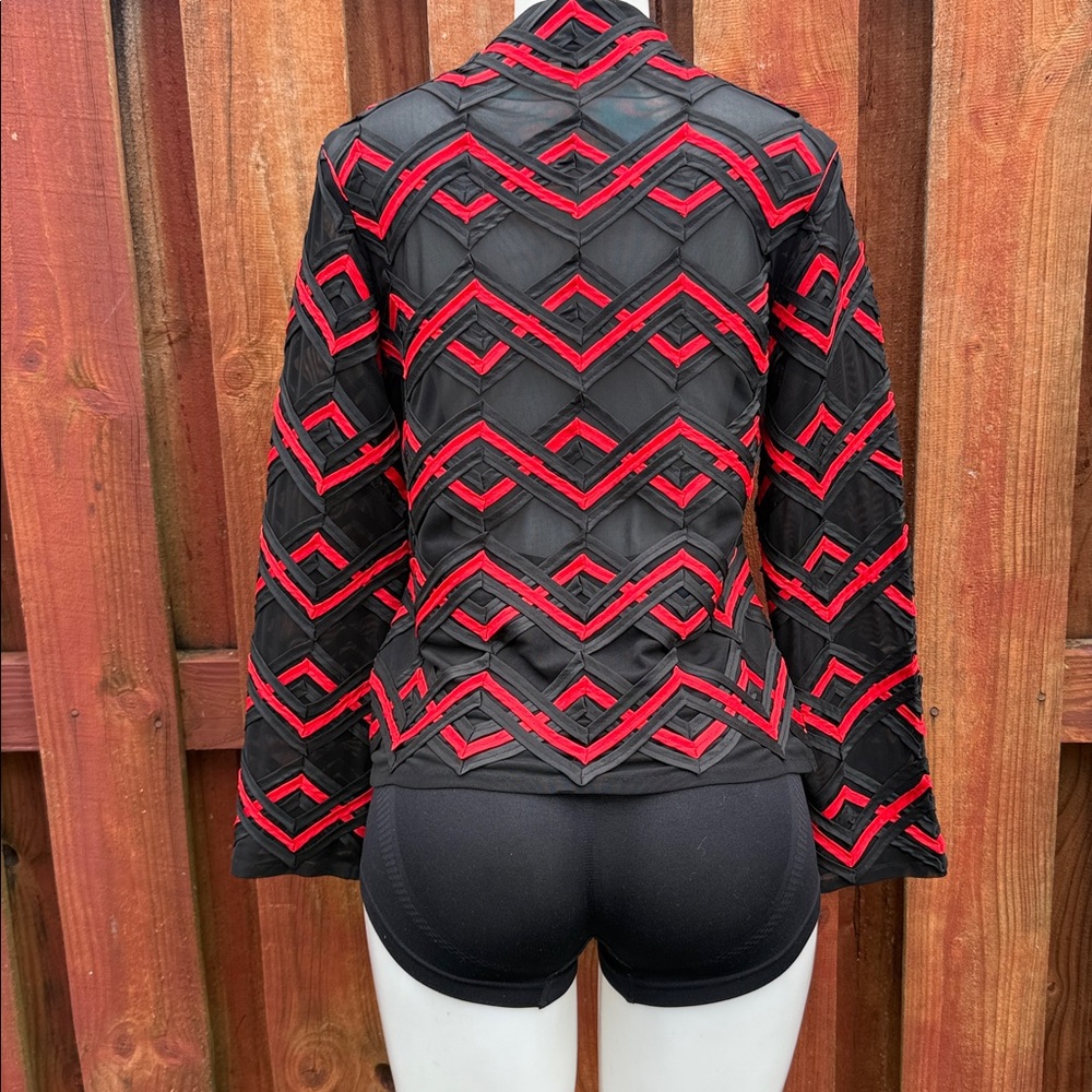T&W Designs Black and Red Patterned Blazer Size S - Picture 6 of 9